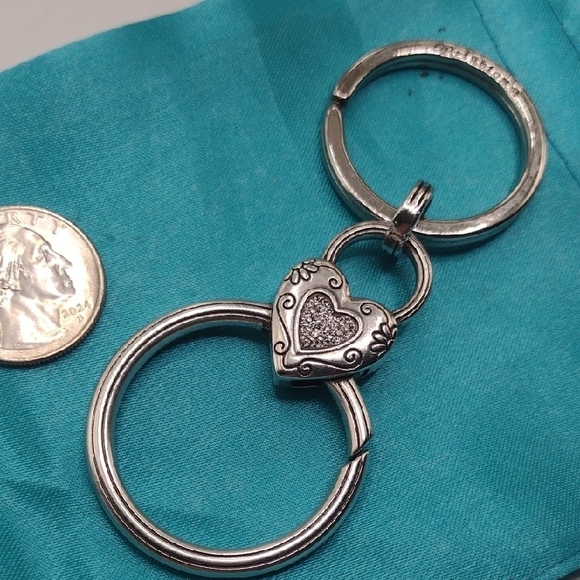 Brighton Silver Heart Key Holder with Ornate Detailing - Picture 1 of 3